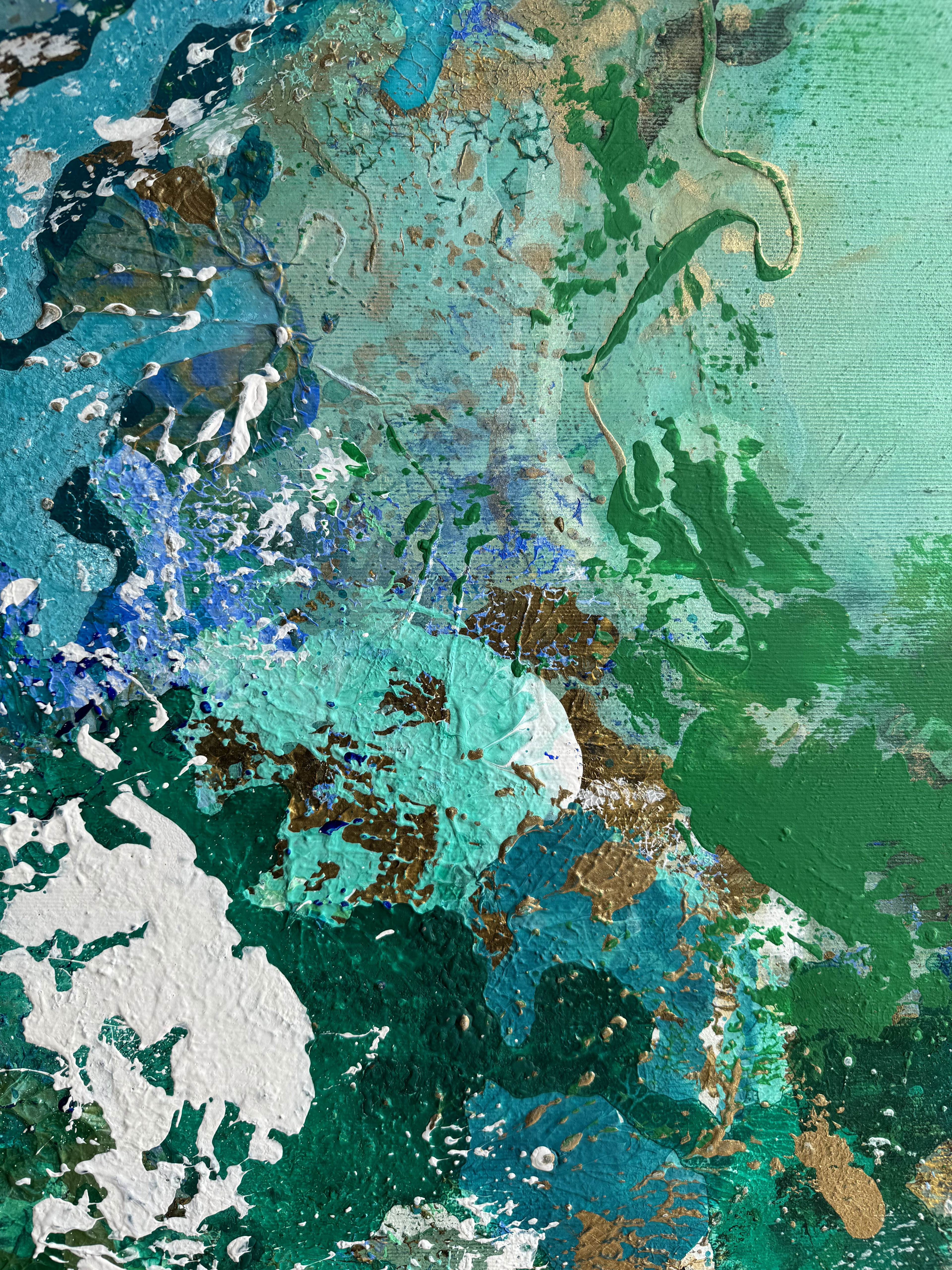 Abstract acrylic painting on canvas, a mesmerizing dance of turquoise, aquamarine, and verdant hues, evoking whispers of nature's fluid ebb and ethereal depth. Artwork style is Abstrakt and technique Acryl auf Leinwand.