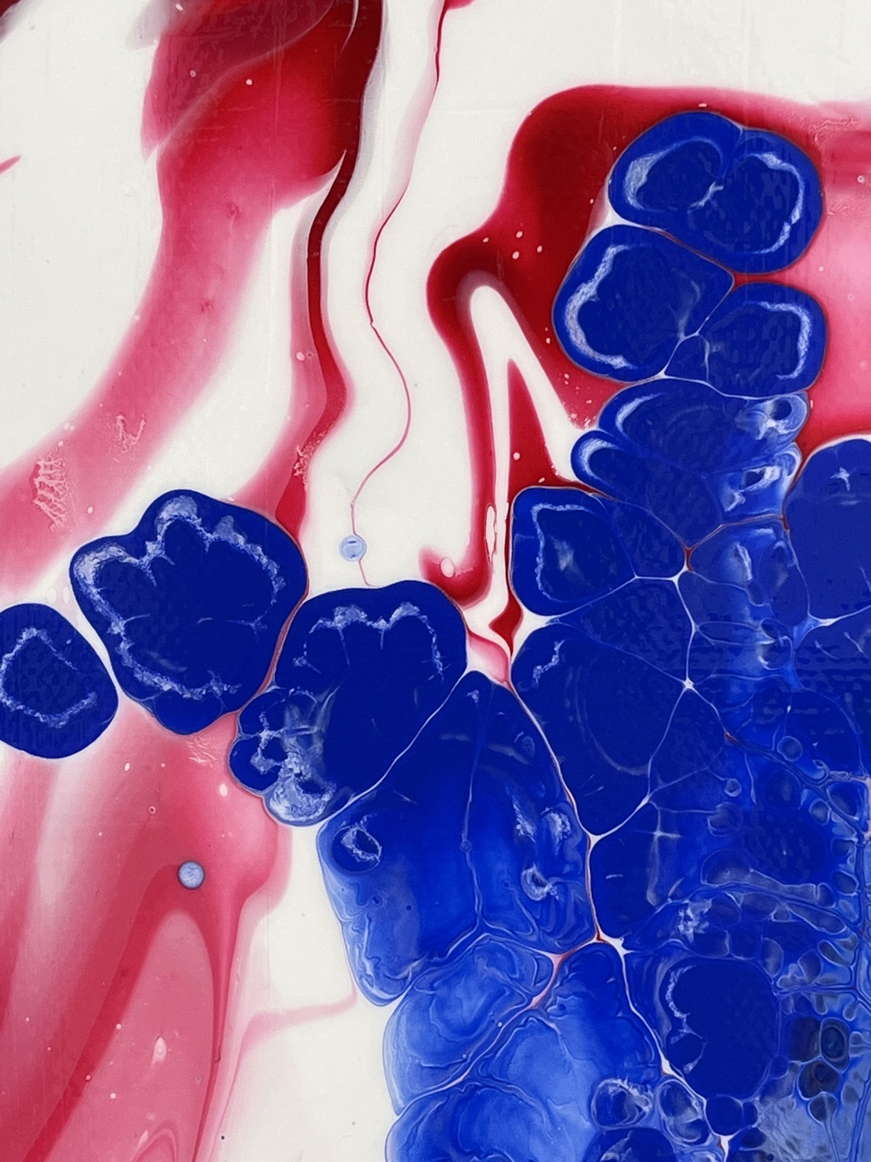 Abstract acrylic artwork on canvas blending azure and crimson hues, resembling cosmic fluidity with rippling marbled textures and veils of ethereal shimmer. Artwork style is Abstrakt and technique Acryl auf Leinwand.