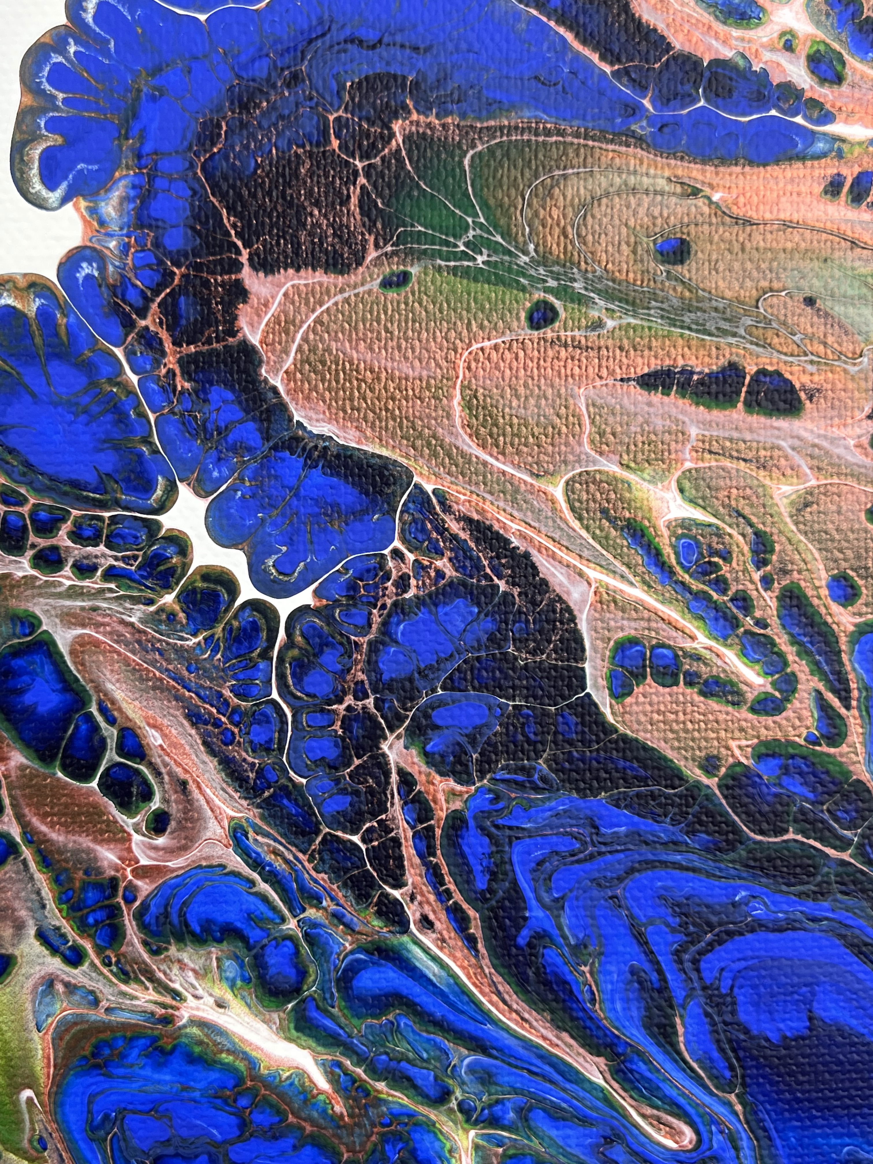 Abstract acrylic painting on canvas with a dynamic interplay of cobalt blue and copper tones, resembling a cosmic eruption with fluid textures and organic forms. Artwork style is Abstrakt and technique Acryl auf Leinwand.