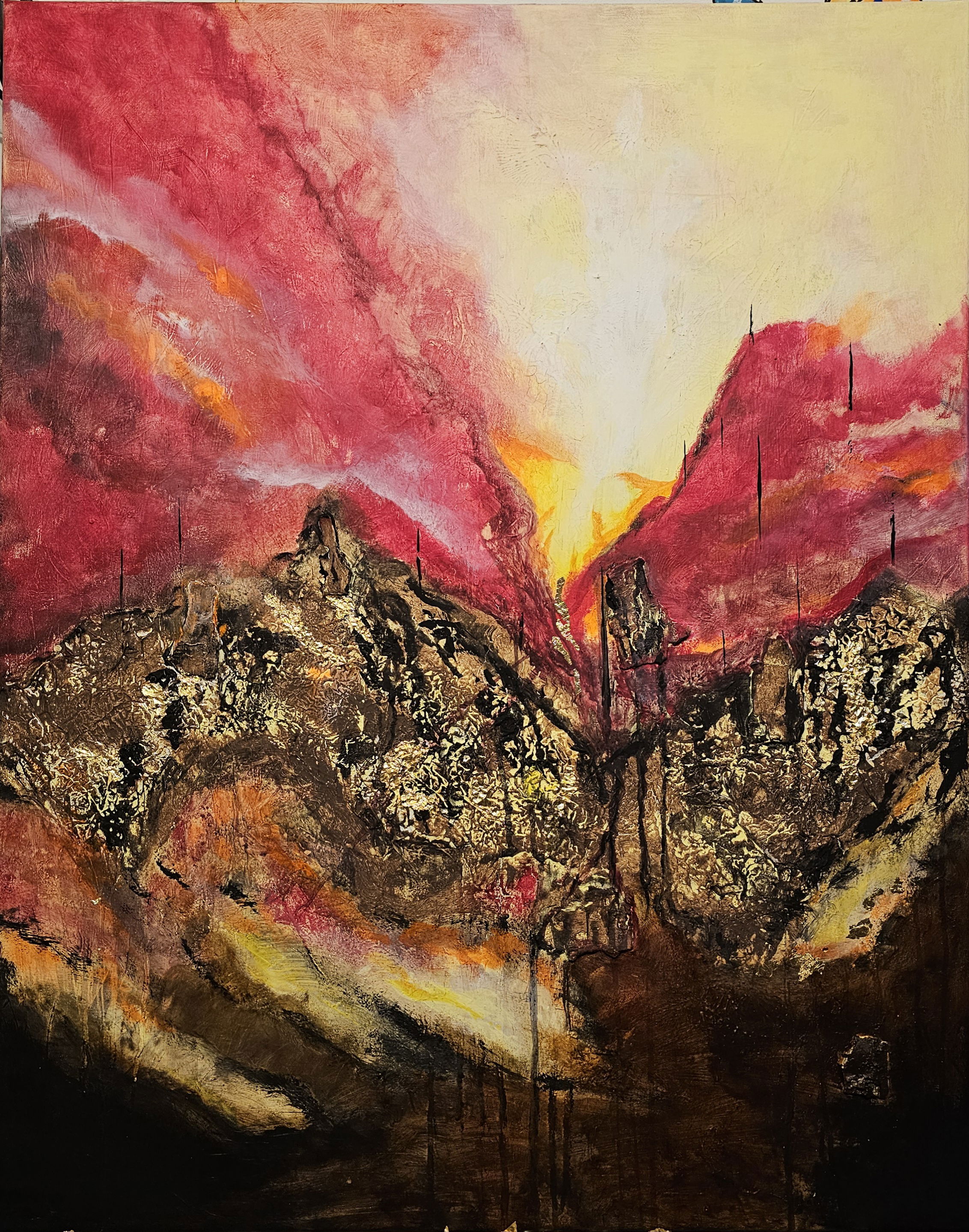 Fiery abstract landscape in acrylic; red peaks against glowing sunset evoke energy and earth's majesty with dramatic texture. Abstrakt style, Acryl auf Leinwand, Mixmedia.