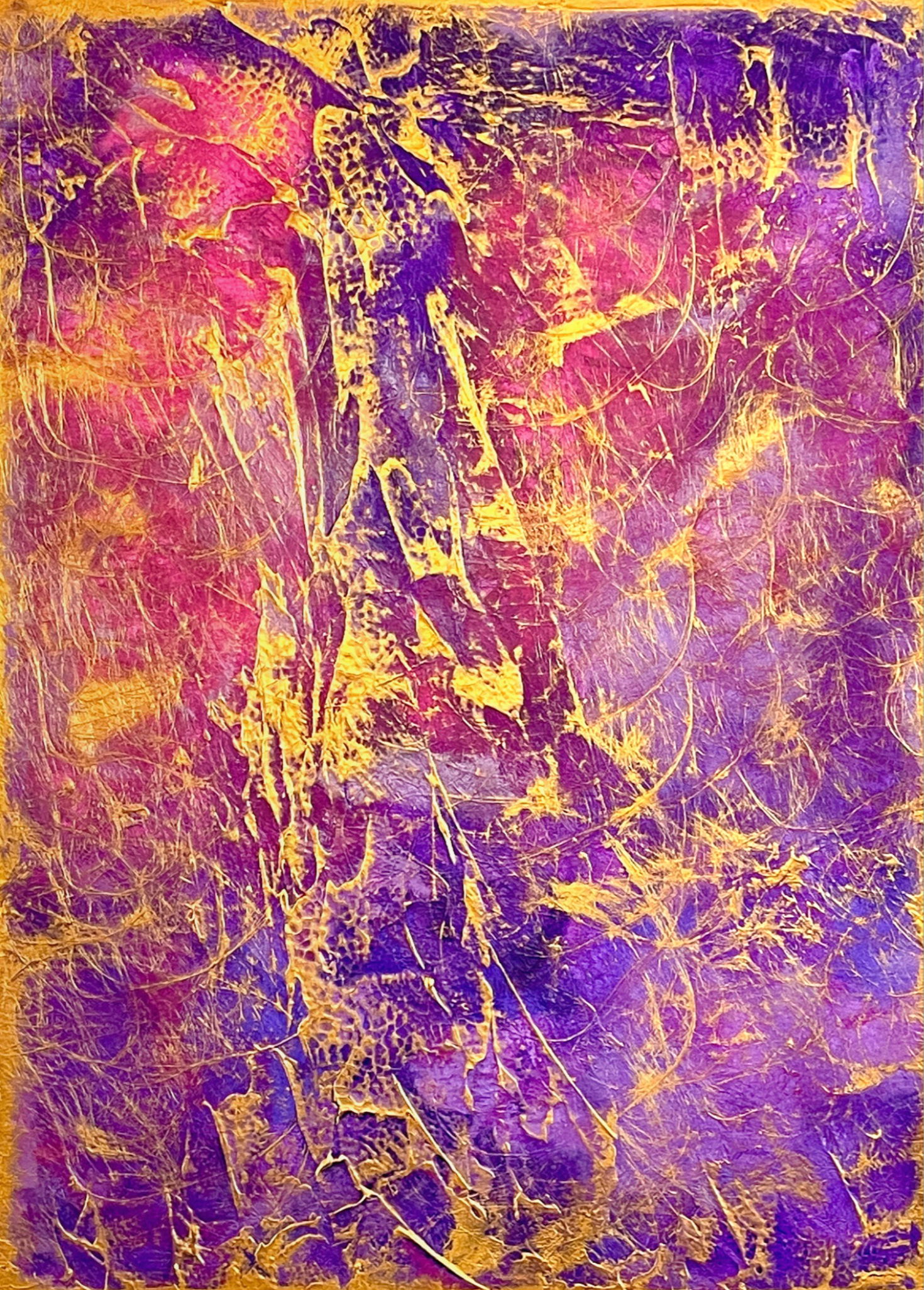 A captivating mixed media abstract on canvas, brimming with violet and gold hues, revealing a cosmic dance of luminescence and etheric veins. Artwork style is Abstrakt and technique Mixed Media auf Leinwand.