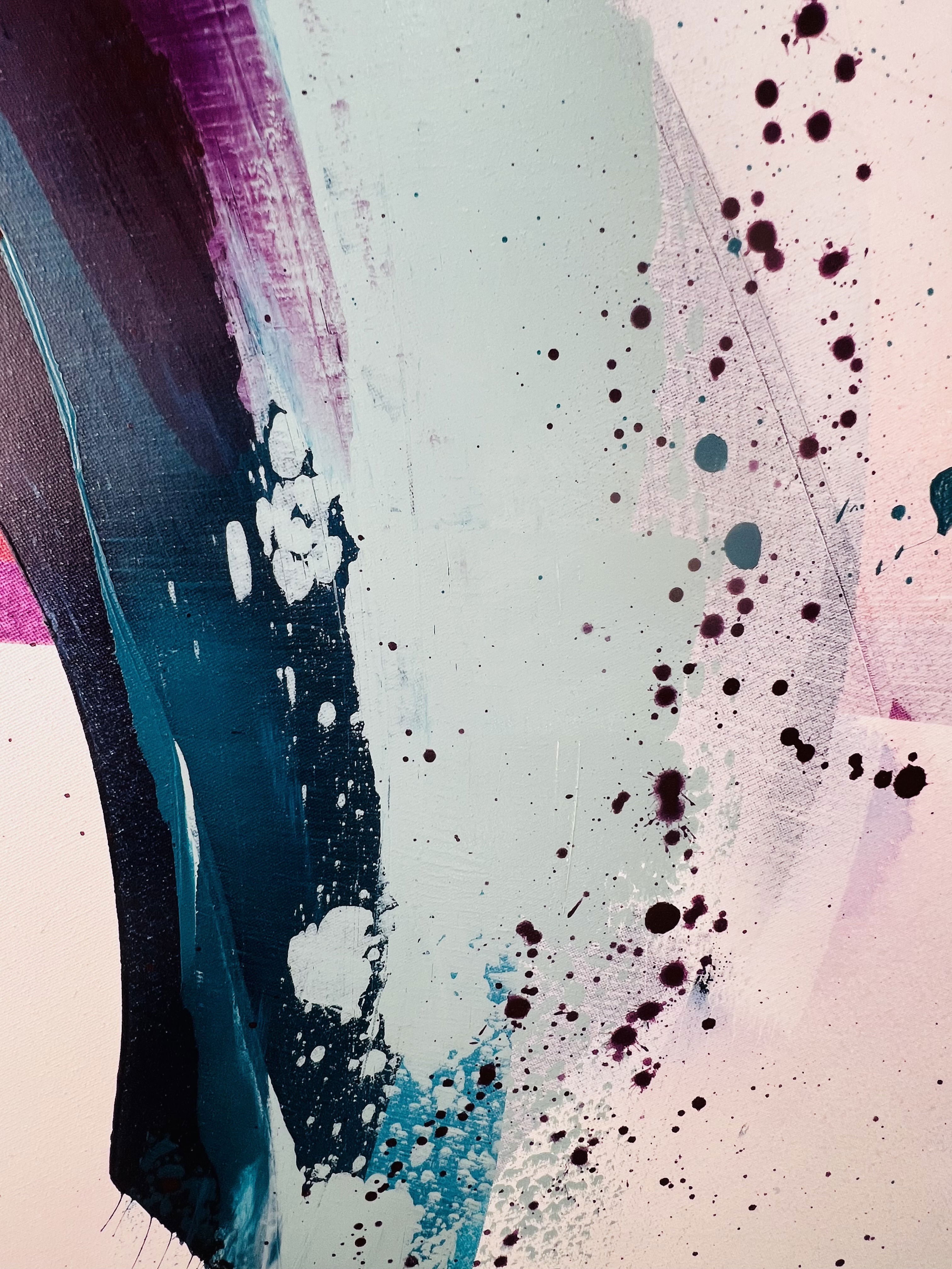 Abstract acrylic on canvas with turquoise and peach hues, splatter and brush strokes, creating a harmonious, fluid composition with energetic contrast and texture. Artwork style is Abstrakt and technique Acryl auf Leinwand.